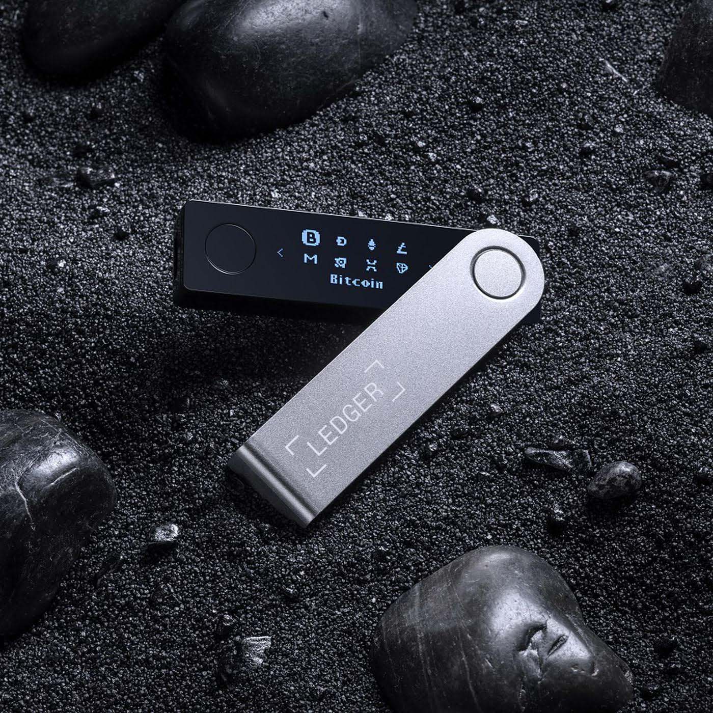 Nano X Crypto Hardware Wallet musta